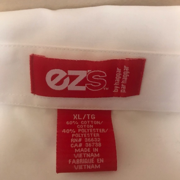 White tailored blouse with button cuff. - Picture 5 of 9